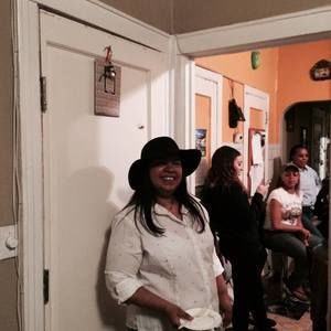 Meet your Posher, Elenice